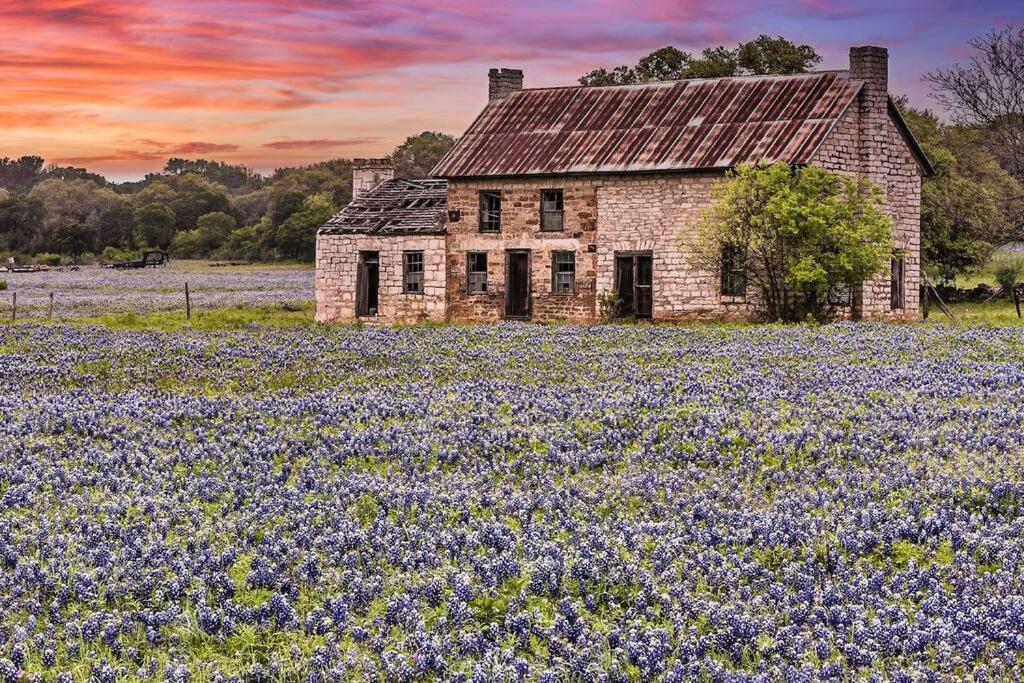 A Rare Find! - Bright & Gorgeous Lake Home In Marble Falls Exterior photo